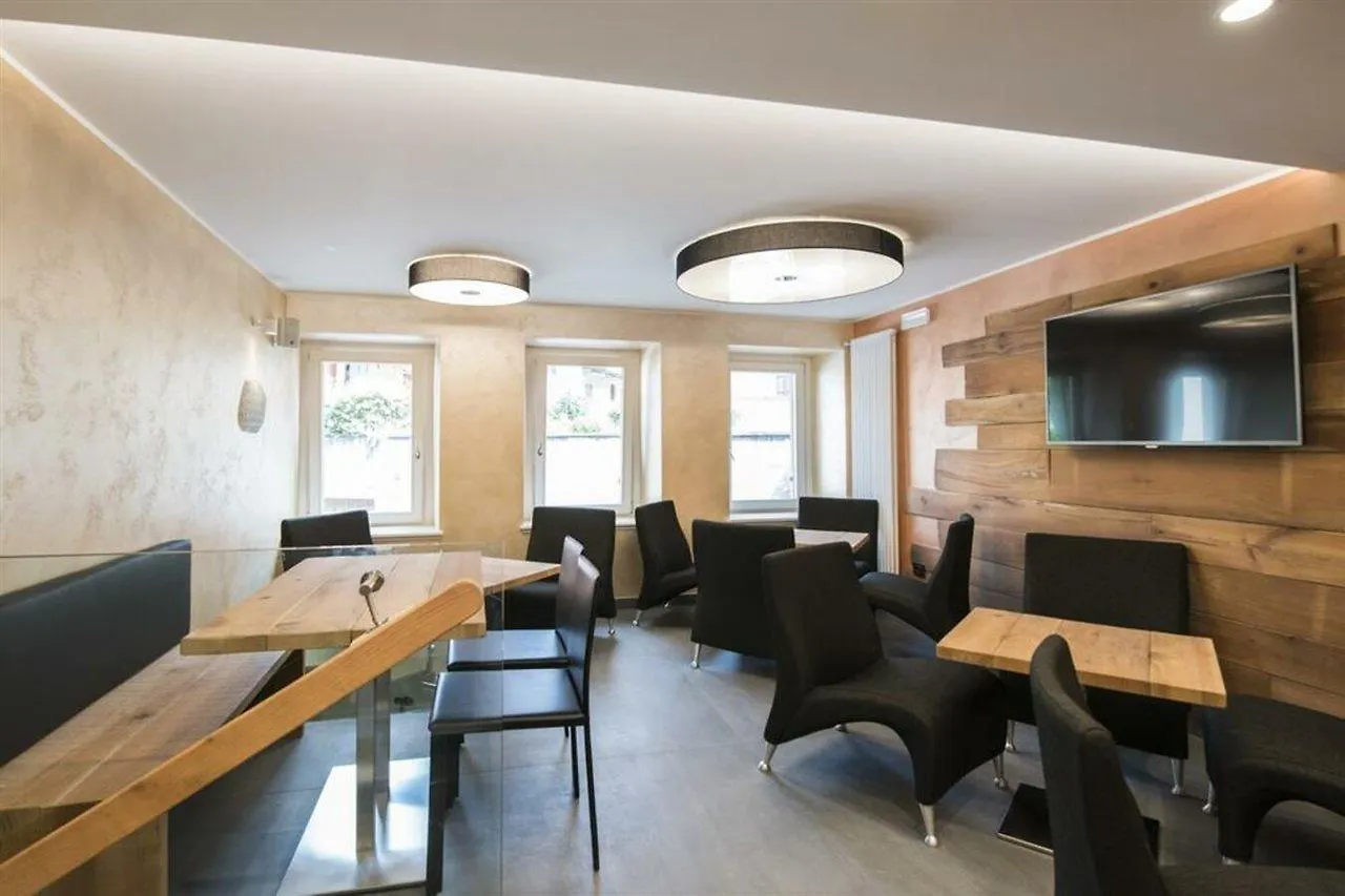 Hotel Ambra Milan
