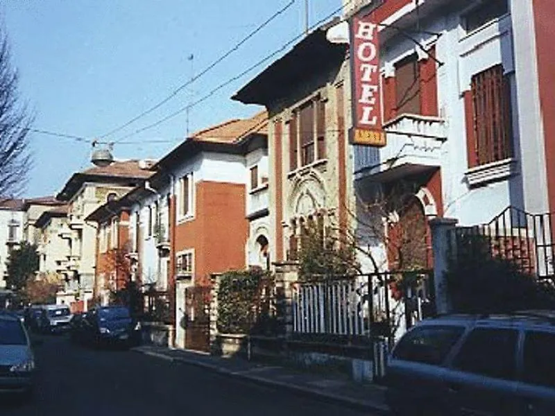 Hotel Ambra Milan